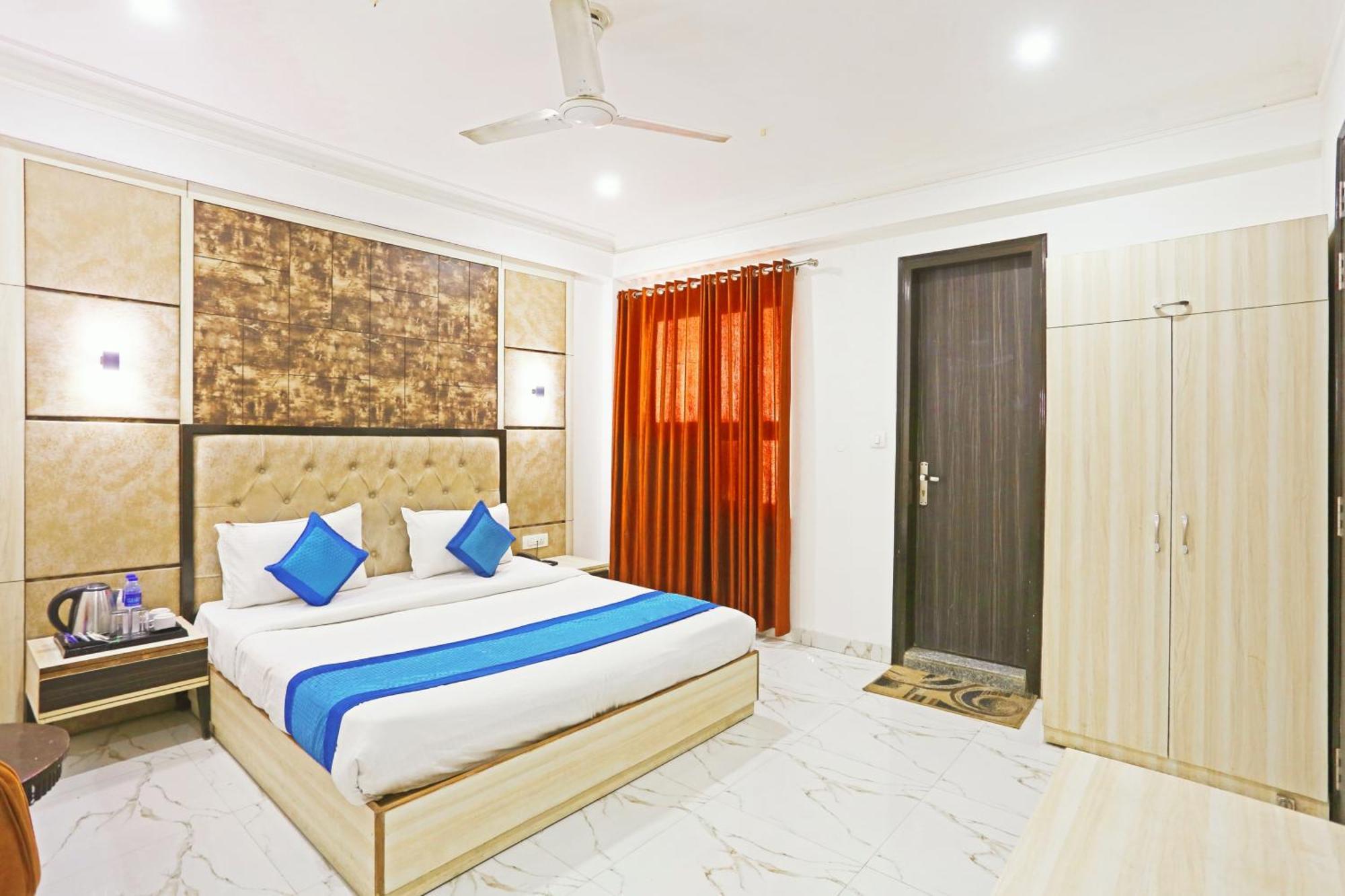 The Almora Residency - Complimentary Airport Trasnfer Hotel New Delhi Ngoại thất bức ảnh