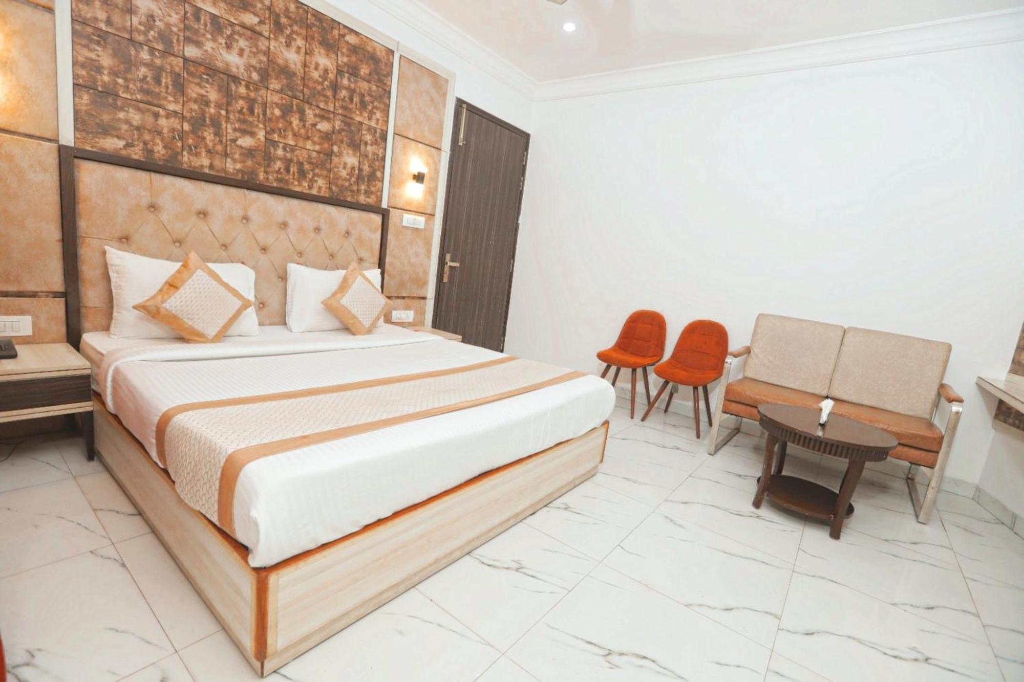 The Almora Residency - Complimentary Airport Trasnfer Hotel New Delhi Ngoại thất bức ảnh