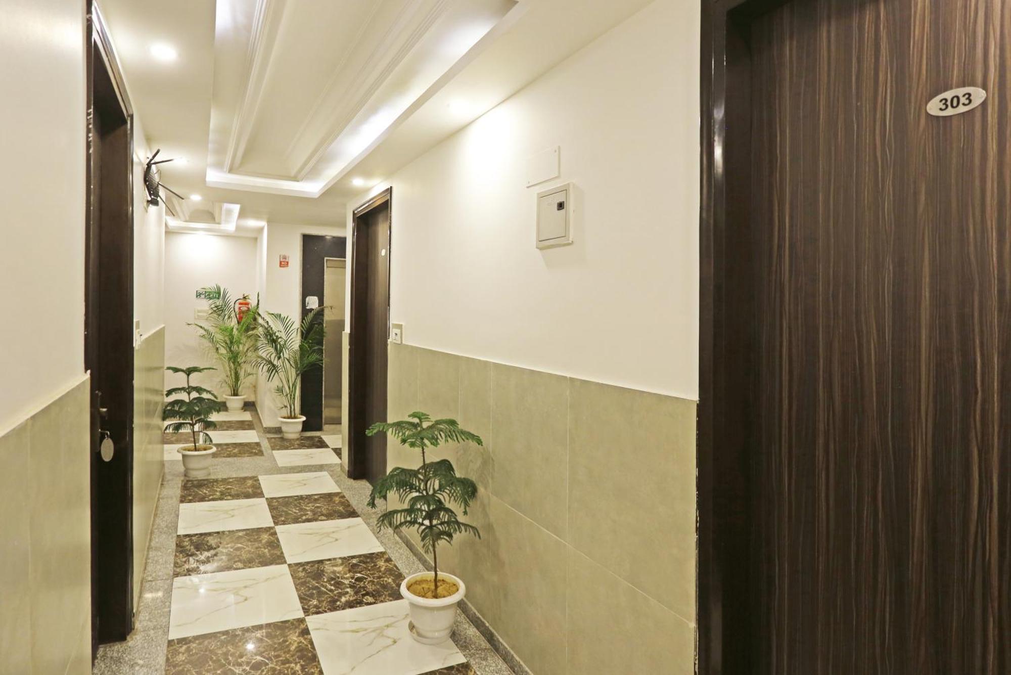 The Almora Residency - Complimentary Airport Trasnfer Hotel New Delhi Ngoại thất bức ảnh